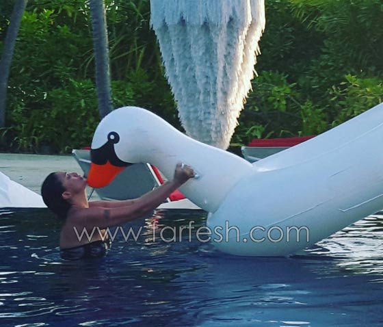   صور غادة عبد الرازق ترتدي بكيني وتتجاهل شائعة قيامها بعملية تجميل! صورة رقم 5
