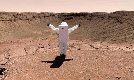 صور سيلفي مجنونة على سطح الكوكب الاحمر صورة رقم 5