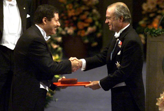 حكايات مريعة عن 4 شخصيات مصرية بديعة فازت بجائزة نوبل صورة رقم 3