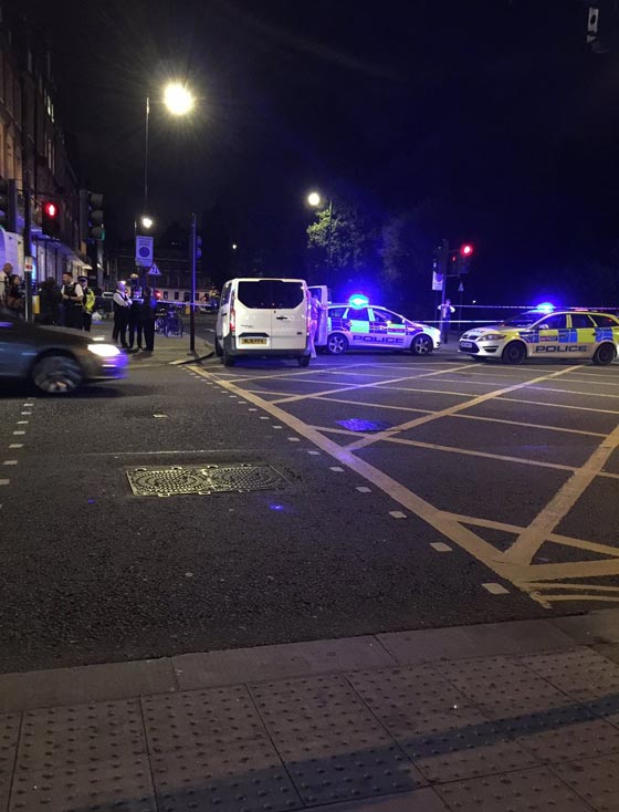 مضطرب عقليا يطعن امراة حتى الموت ويصيب اخرين في قلب لندن صورة رقم 3