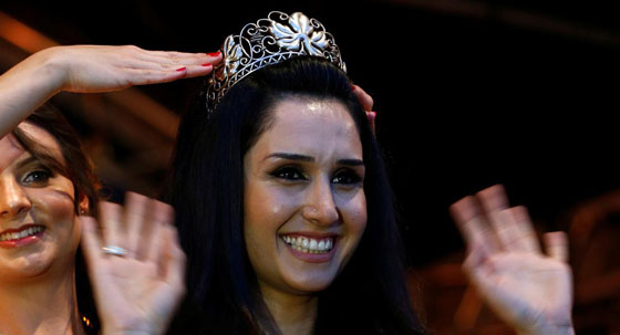  تتويج لاجئة سورية بلقب ملكة النبيذ في المانيا صورة رقم 3