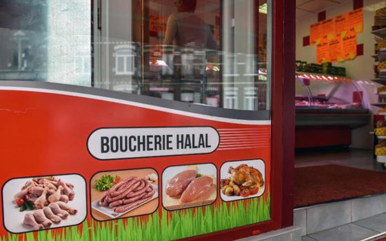 السلطات الفرنسية تجبر متاجر منتجات الحلال على بيع لحوم الخنزير والكحول صورة رقم 5