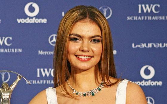  حسناوات اقتحمن عالم السياسة من اوسع ابوابه بينهن لبنانية واردنية صورة رقم 1