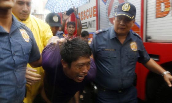 سياسيون وقانونيون بالجملة متورطون في تجارة المخدرات الفلبينية صورة رقم 10 سياسيون وقانونيون بالجملة متورطون في تجارة المخدرات الفلبينية صورة رقم 10