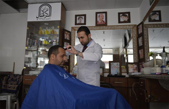 صدرت في غزة.. الموسوعة التاريخية لمهنة الحلاقة! صورة رقم 3