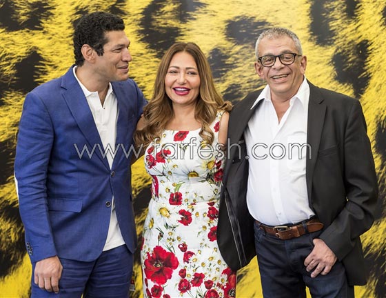 فيديو ساخن من فيلم الماء والخضرة والوجه الحسن صورة رقم 3