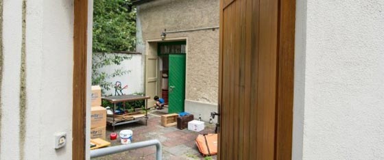 كنيسة المانية تجوّع المهاجرين لاجبارهم على ترك دار تابعة لها صورة رقم 1