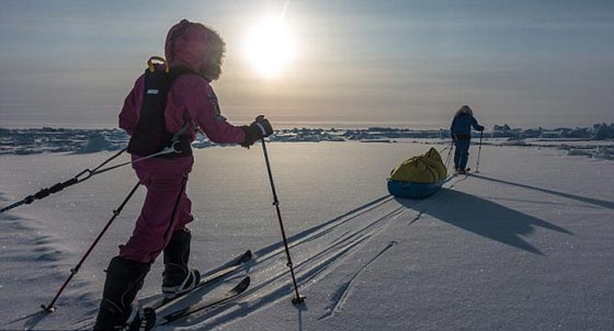 صور اصغر فتاة مغامرة تصل الى القطب الشمالي    صورة رقم 8