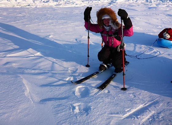 صور اصغر فتاة مغامرة تصل الى القطب الشمالي    صورة رقم 12