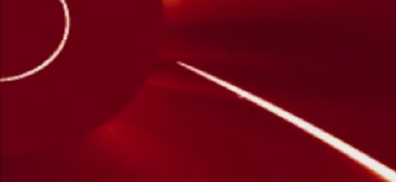  فيديو مثير.. مذنب ينطلق بسرعة هائلة نحو الشمس فيتبخر!! صورة رقم 4