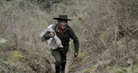 العثور على رجل الكهف يعيش فيه منذ 40 عاما ويعتاش على الصيد صورة رقم 2