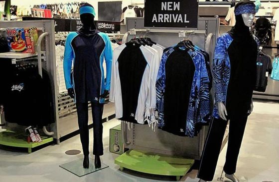 مسبح فرنسي يلغي يوما للمايوه الشرعي صورة رقم 2