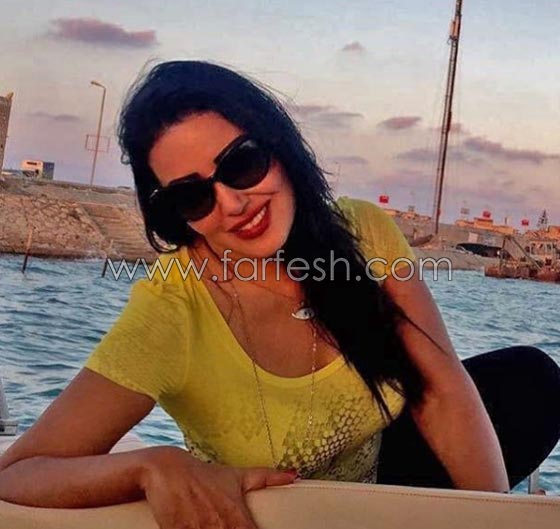 صور الفنانات في الصيف بملابس مكشوفة تفضح زيادة الوزن الصادمة!  صورة رقم 3