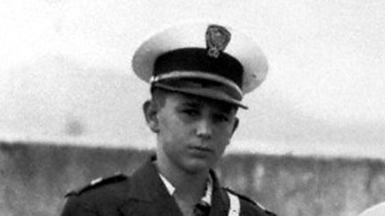 كاسترو.. تجاوز عمره التسعين ونجا من 600 محاولة اغتيال!! صورة رقم 17