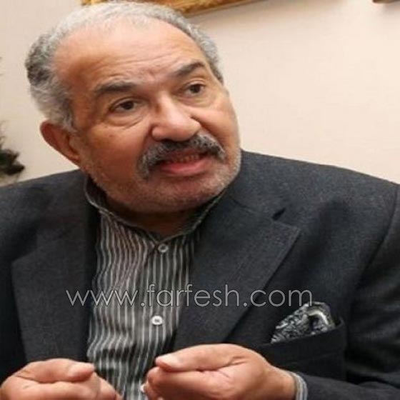  أغرب هدايا الفنانين: راقصة حامل، شوال ارز وسروال داخلي! صورة رقم 5