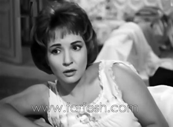  أغرب هدايا الفنانين: راقصة حامل، شوال ارز وسروال داخلي! صورة رقم 9
