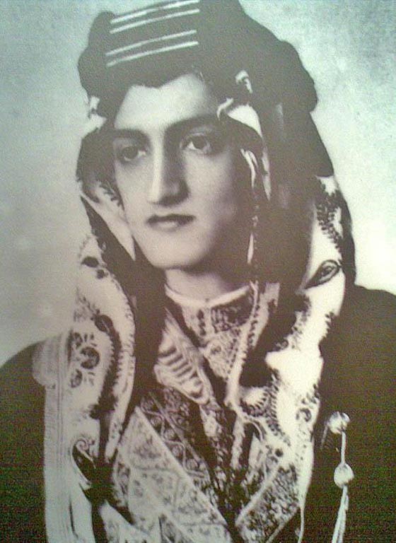 صور تريحك من تخيل زعماء العالم في الماضيين البعيد والقريب صورة رقم 8