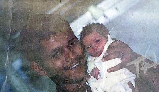 السجن 10 سنوات لامرأة اختطفت رضيعة وربتها 18 عاما كابنتها صورة رقم 11