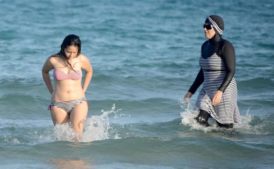منع الفرنسيين للباس البحر الاسلامي يثير حفيظة العلمانيين صورة رقم 2