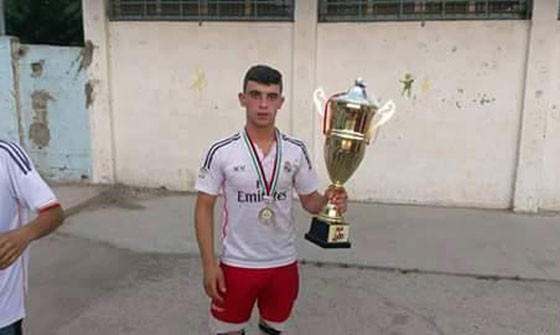 الجيش الاسرائيلي يرتكب جريمة بشعة بقتله لاعب كرة قدم فلسطيني صورة رقم 2