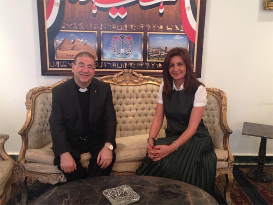 صور أشيك وزيرة عربية: نبيلة مكرم وزيرة الهجرة المصرية  صورة رقم 4