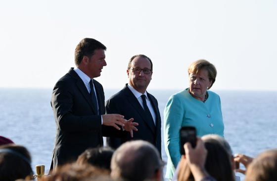 هولاند: العالم سيجر اذيال الخزي والعار ازاء الازمة الانسانية بحلب صورة رقم 1