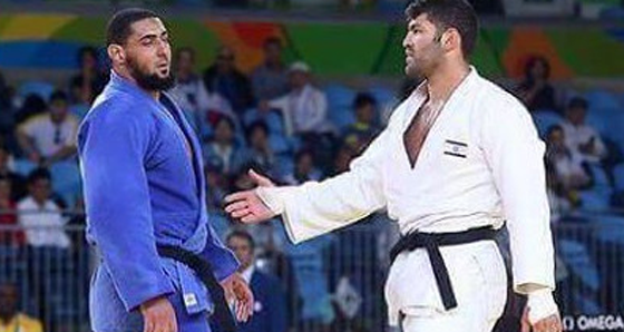 لهذا السبب رفض الشهابي مصافحة منافسه الاسرائيلي في الاولمبياد صورة رقم 2 لهذا السبب رفض الشهابي مصافحة منافسه الاسرائيلي في الاولمبياد صورة رقم 2