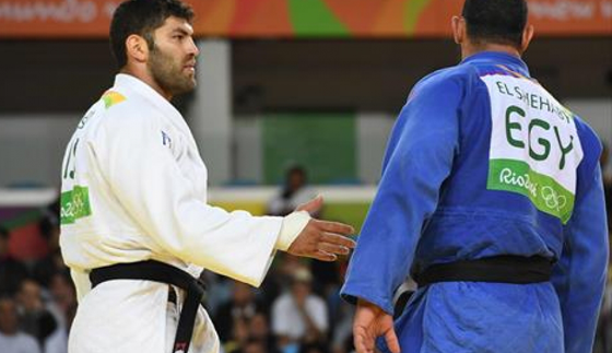 لهذا السبب رفض الشهابي مصافحة منافسه الاسرائيلي في الاولمبياد صورة رقم 4 لهذا السبب رفض الشهابي مصافحة منافسه الاسرائيلي في الاولمبياد صورة رقم 4
