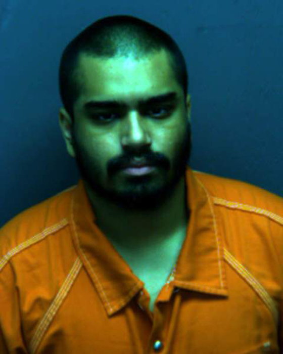 امريكي يطعن شخصين ويحاول قطع راس احدهما!! صورة رقم 1 امريكي يطعن شخصين ويحاول قطع راس احدهما!! صورة رقم 1