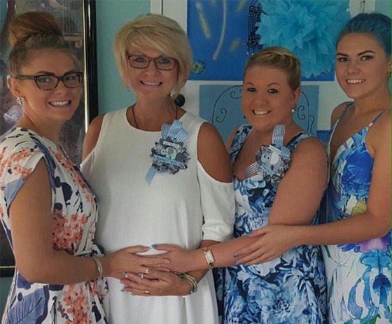 صور جدة تلد حفيدها بدلا من ابنتها المصابة بالسرطان صورة رقم 14 صور جدة تلد حفيدها بدلا من ابنتها المصابة بالسرطان صورة رقم 14