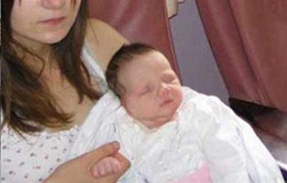 قضية تزلزل الشارع الاسرائيلي.. اقامت علاقة مع خالها وانجبت منه صورة رقم 1 قضية تزلزل الشارع الاسرائيلي.. اقامت علاقة مع خالها وانجبت منه صورة رقم 1