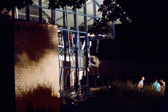 انفجار عنيف يهز مركزا رياضيا في بلجيكا يوقع قتيلا وعددا من الجرحى صورة رقم 4