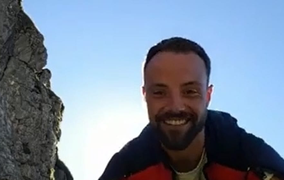 شاهد كيف لقي المغامر الطائر حتفه على جبال الالب صورة رقم 5 شاهد كيف لقي المغامر الطائر حتفه على جبال الالب صورة رقم 5