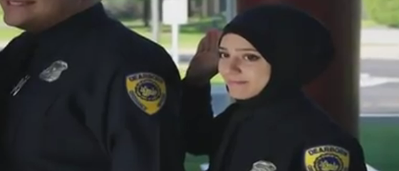 اول محجبة في الشرطة الامريكية تقول كلمتها صورة رقم 2 اول محجبة في الشرطة الامريكية تقول كلمتها صورة رقم 2