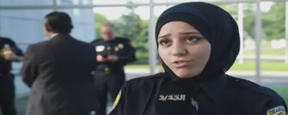 اول محجبة في الشرطة الامريكية تقول كلمتها صورة رقم 5 اول محجبة في الشرطة الامريكية تقول كلمتها صورة رقم 5