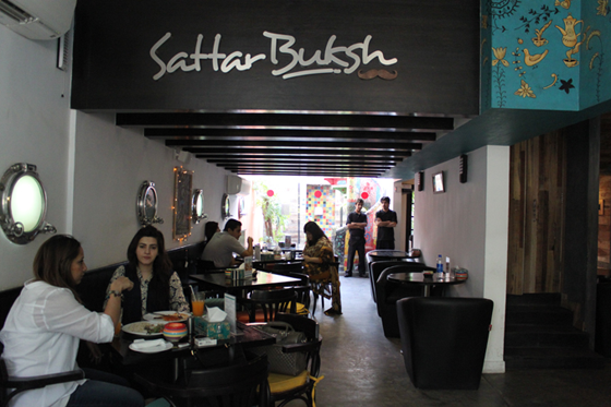 نكته تتحول الى عمل ناجح مدر للرزق.. محورها باكستاني وشركة عالمية صورة رقم 8 نكته تتحول الى عمل ناجح مدر للرزق.. محورها باكستاني وشركة عالمية صورة رقم 8