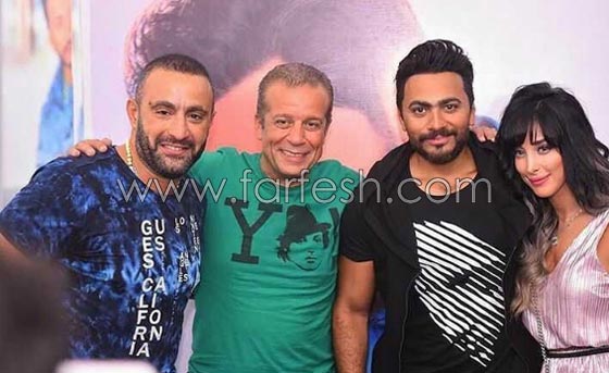 احمد السقا يقدّم تامر حسني بحضور نجوم ستار اكاديمي وذا فويس كيدز صورة رقم 2