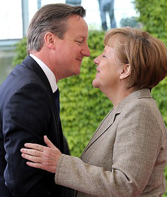 كتاب عن سيرته الذاتية يكشف: ميركل كانت مغرومة بكاميرون صورة رقم 1 كتاب عن سيرته الذاتية يكشف: ميركل كانت مغرومة بكاميرون صورة رقم 1