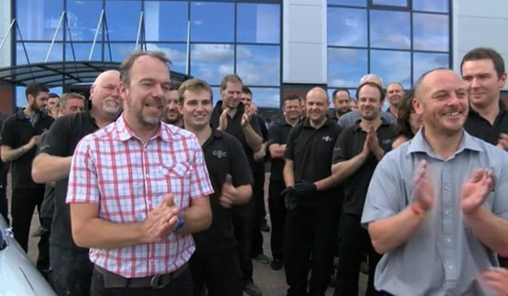 رجل اعمال يتخلى عن شركته ويكتبها باسماء موظفيه لانهم الأفضل صورة رقم 3 رجل اعمال يتخلى عن شركته ويكتبها باسماء موظفيه لانهم الأفضل صورة رقم 3