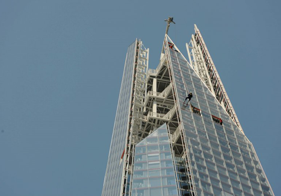 رجل اعمال يتخلى عن شركته ويكتبها باسماء موظفيه لانهم الأفضل صورة رقم 7 رجل اعمال يتخلى عن شركته ويكتبها باسماء موظفيه لانهم الأفضل صورة رقم 7