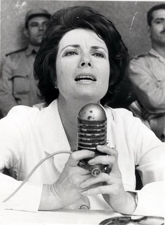 هل نبوءة العرّاف هي من جعلت جيهان السادات السيدة الاولى بمصر؟ صورة رقم 1