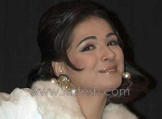 الاعتداء على الفنانة سهير رجب وضرب شقيقها بسكين حاد! صورة رقم 1