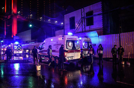 مجزرة ليلة رأس السنة في اسطنبول.. 39 قتيلاً وعشرات الجرحى  صورة رقم 10