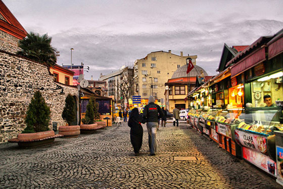 مجزرة ليلة رأس السنة في اسطنبول.. 39 قتيلاً وعشرات الجرحى  صورة رقم 3