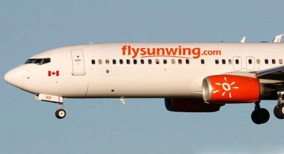 كندا توقف طيار بحال من الثمالة قبل اقلاعه بطائرة على متنها 99 راكبا  صورة رقم 7