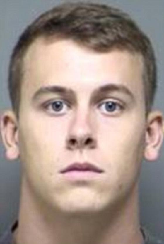 دعوى ضد شركة أبل بسبب مقتل طفلة ولوم برنامج الـ 