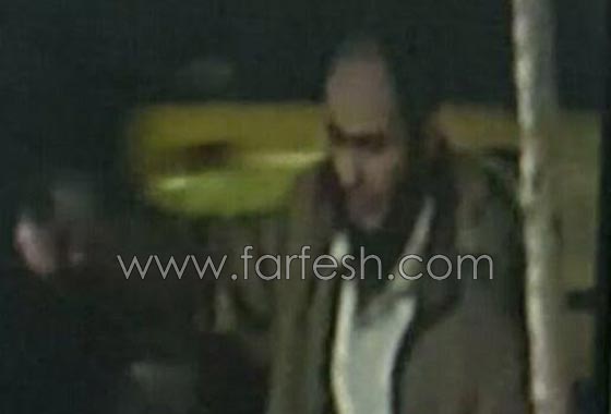 بالفيديو.. مجرم يباغت قبطي ويذبحه بسيف حاد صورة رقم 6