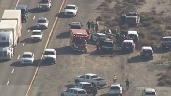 شرطي ينقذ امرأة مغتصبة في محطة وقود فتسرق سيارته وتهرب! فيديو صورة رقم 8