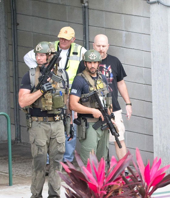 فيديو لمنفذ الاعتداء على مطار فلوريدا وهو يطلق النار وحالة فزع وارتباك صورة رقم 14