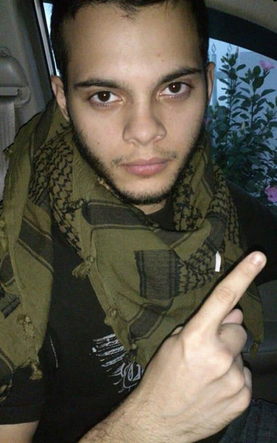 فيديو لمنفذ الاعتداء على مطار فلوريدا وهو يطلق النار وحالة فزع وارتباك صورة رقم 29